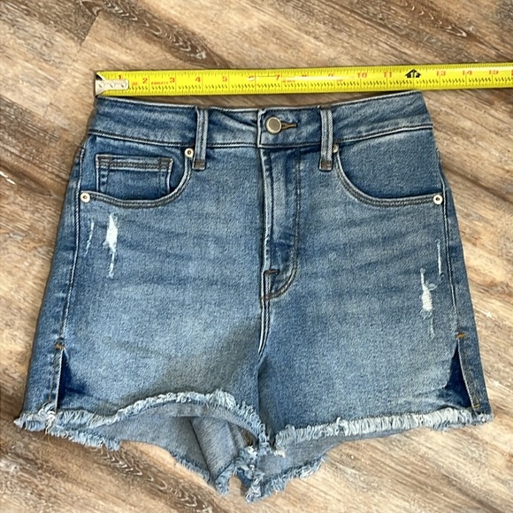 Good American Women's Blue Jean Shorts Denim Cut Off Size 24 3" Inseam - Picture 5 of 10